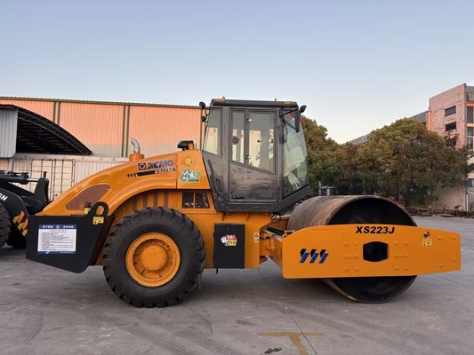 XCMG XS223J 단일 드럼 콤팩터 사용, 쉬운 조작 및 양호한 상태
