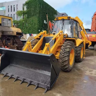 JCB 4CX 배크호 로더 고 용량으로 에너지 절감