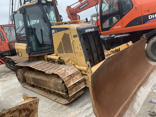 6 Way Blade 사용 된 크롤러 장착 ブルドーザー Caterpillar D5K XL 원색