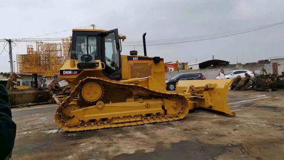 Caterpillar D6M LGP 크롤러 탑재 툴도저 중고용 하이 드라이브