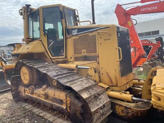 오리지널 컬러 Caterpillar D6N XL 사용중인 소형 볼도저