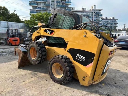 CAT 246C 원색 사용 된 스키드 스티어 로더 안전 및 정확성 좋은 상태