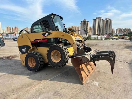 CAT 246C 원색 사용 된 스키드 스티어 로더 안전 및 정확성 좋은 상태