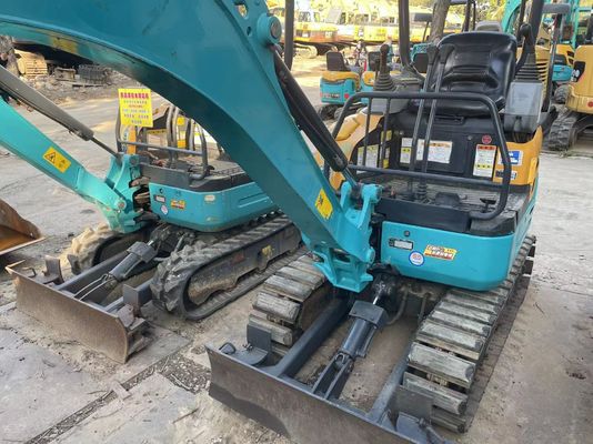 원래 색상 사용 된 Kobelco Excavator U17 실내 작업에 높은 효율성