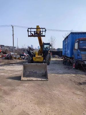 원색 사용된 망원경 핸들러 XCMG XT680-170 안정적인 작동