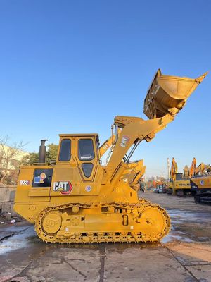 색상 재칠 사용 된 Caterpillar 973 크롤러 로더