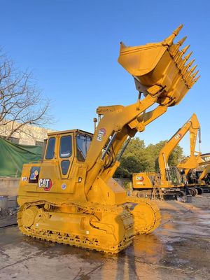 색상 재칠 사용 된 Caterpillar 973 크롤러 로더