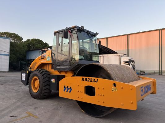 XCMG XS223J 단일 드럼 콤팩터 사용, 쉬운 조작 및 양호한 상태